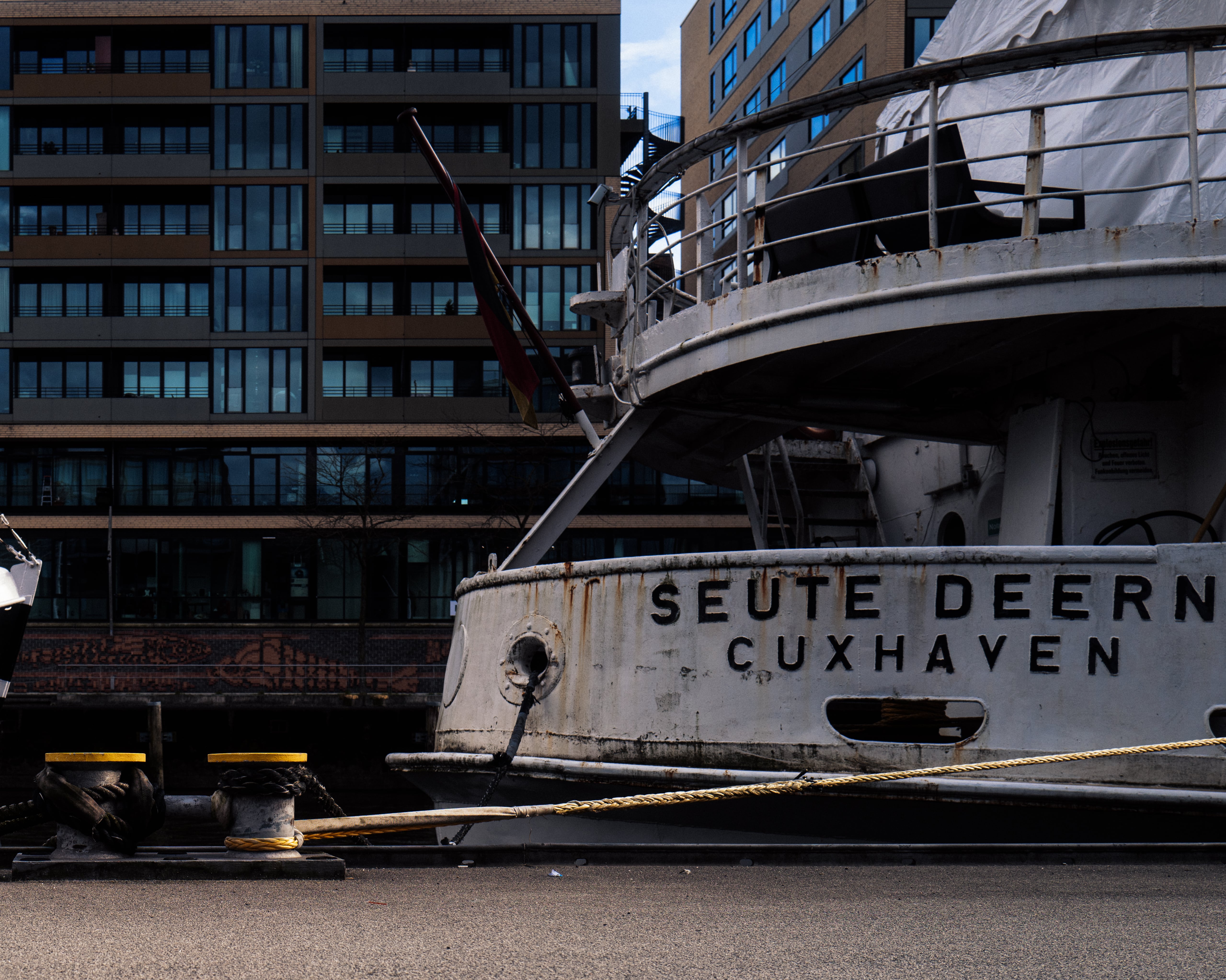Street, frame 20 — photograph by baadersen